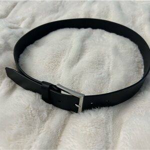 Banana Republic Black Leather Men’s Belt with Silver Buckle